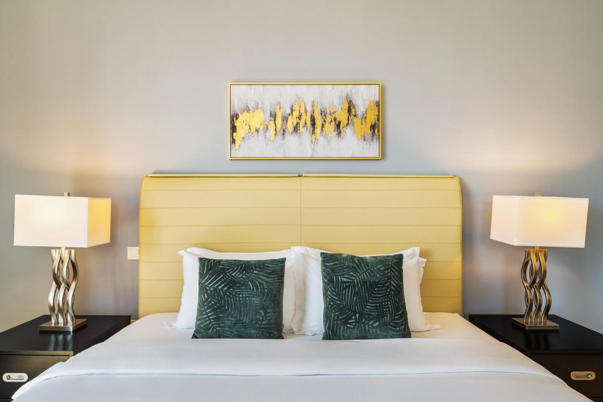 Apartment Brand New Spacious, Deluxe, 5br Maidroom On Jbr Walk Next To ,tram & Mall By La Buena Vida Homes *