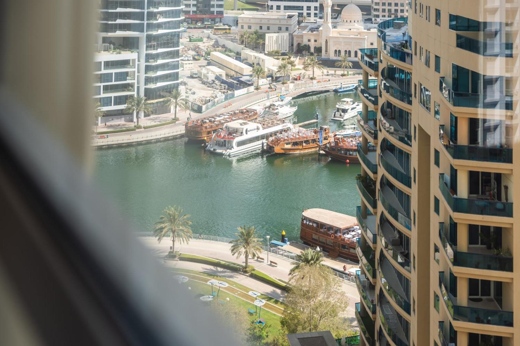 Brand New Spacious, Deluxe, 5br Maidroom On Jbr Walk Next To ,tram & Mall By La Buena Vida Homes *