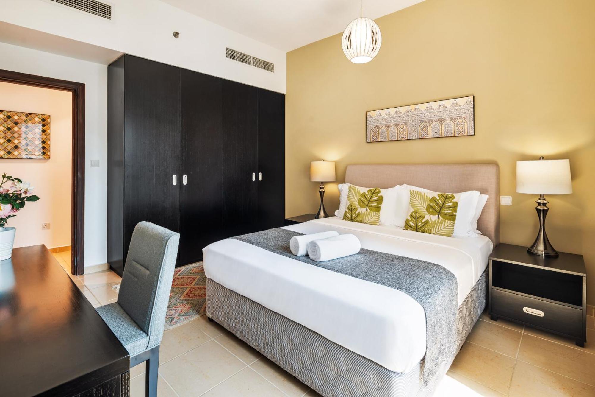 Brand New Spacious, Deluxe, 5br Maidroom On Jbr Walk Next To ,tram & Mall By La Buena Vida Homes