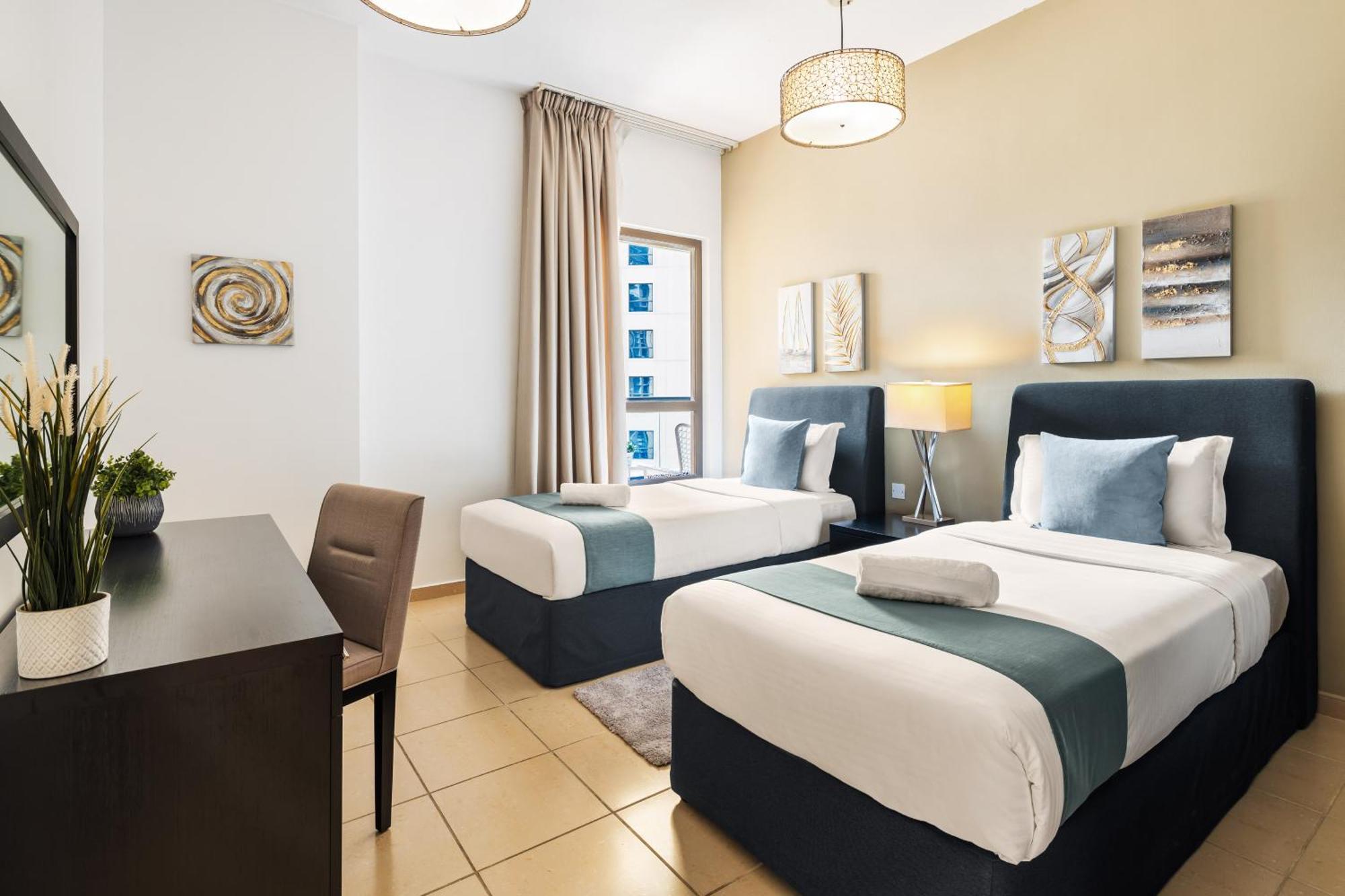 Apartment Brand New Spacious, Deluxe, 5br Maidroom On Jbr Walk Next To ,tram & Mall By La Buena Vida Homes *