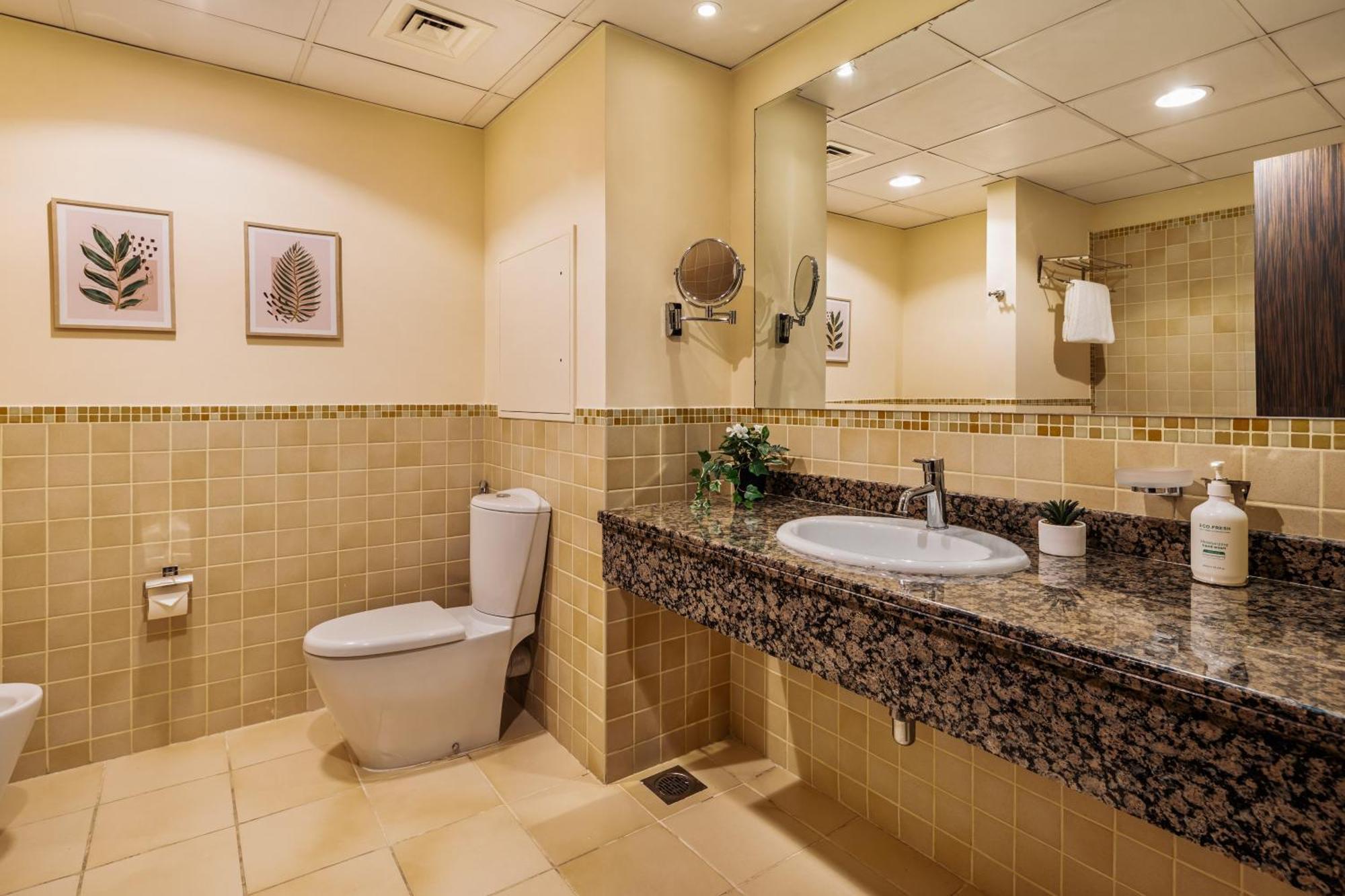 Brand New Spacious, Deluxe, 5br Maidroom On Jbr Walk Next To ,tram & Mall By La Buena Vida Homes Apartment
